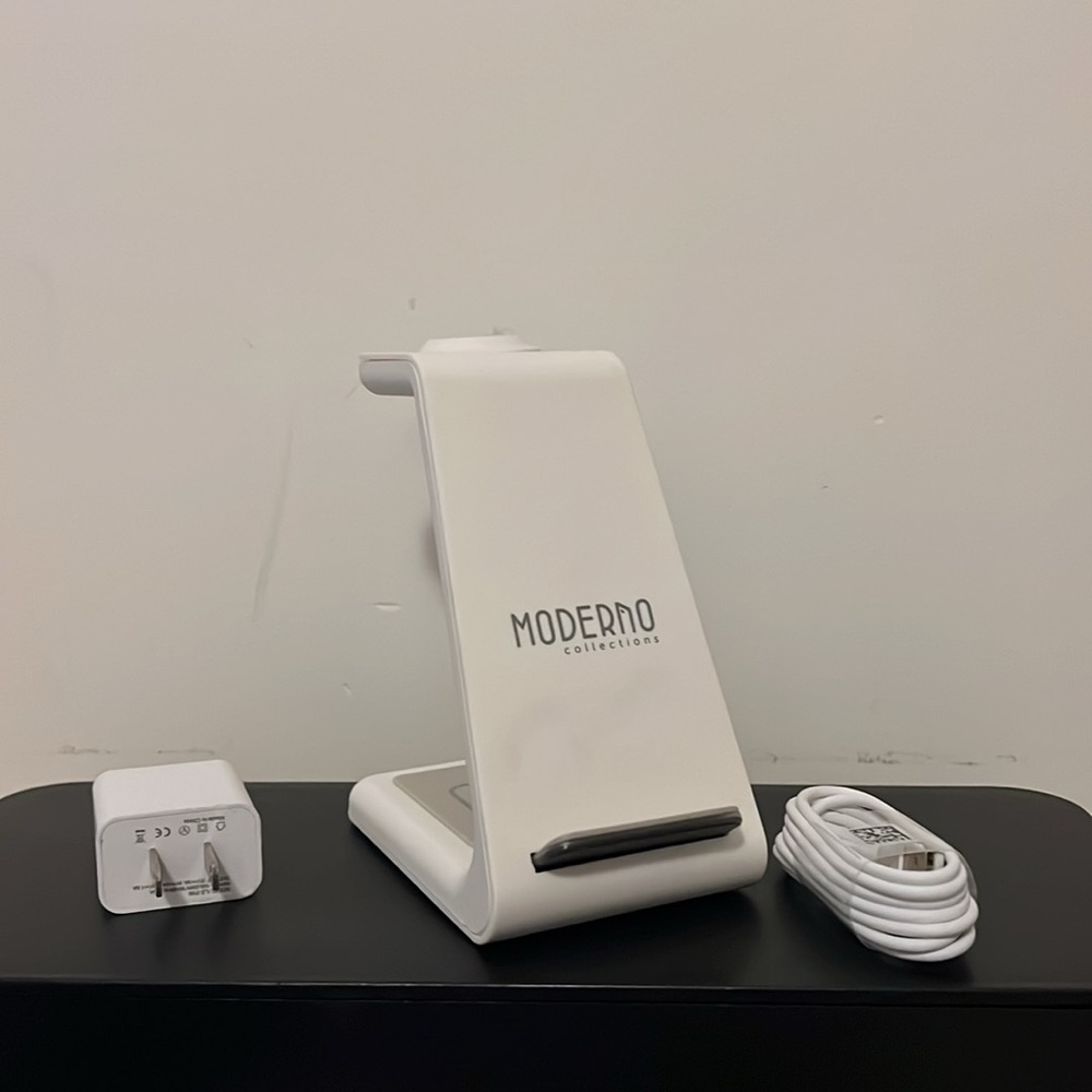Moderno charging station 3-1 for Wireless charging phone, AirPods, Apple Watch